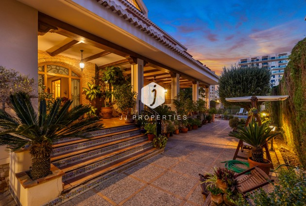 Tweedehands - Villa -
Torrevieja - Costa Blanca