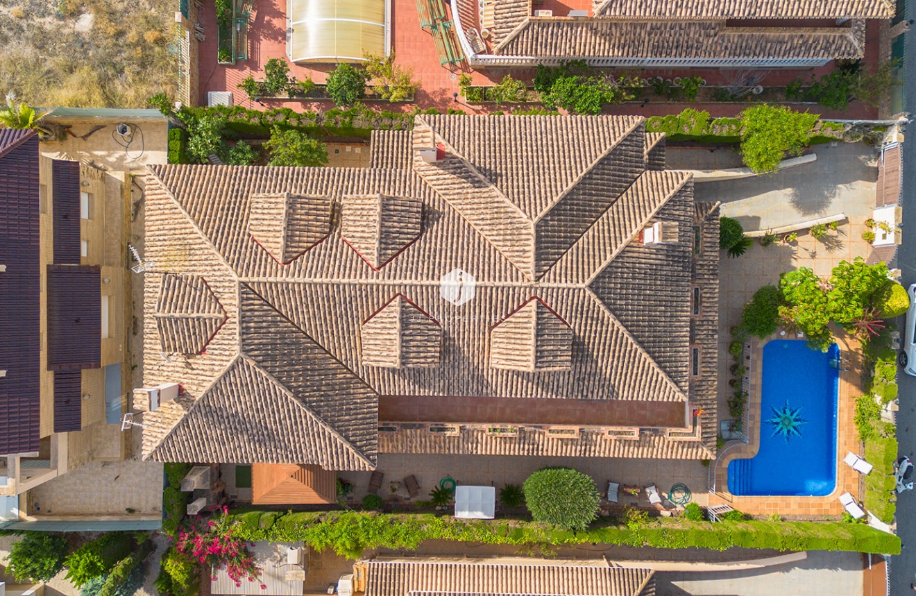 Tweedehands - Villa -
Torrevieja - Costa Blanca