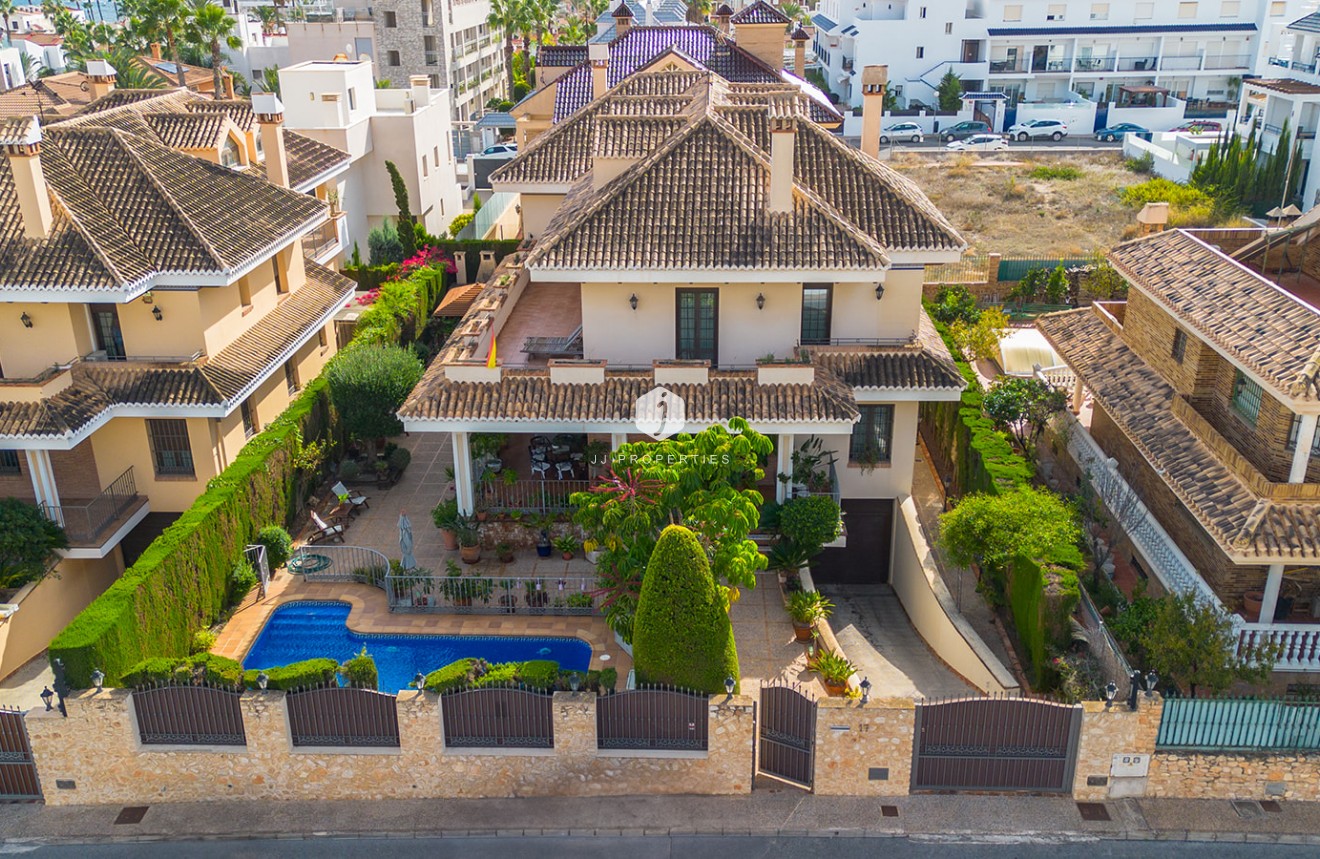 Tweedehands - Villa -
Torrevieja - Costa Blanca