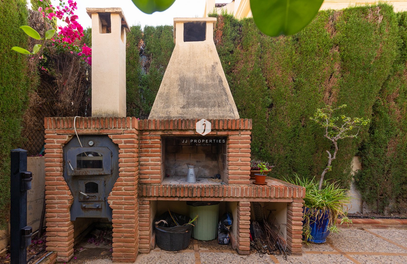 Tweedehands - Villa -
Torrevieja - Costa Blanca