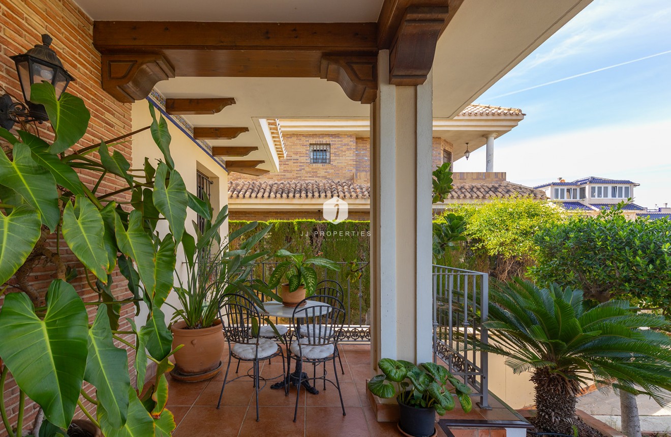 Tweedehands - Villa -
Torrevieja - Costa Blanca