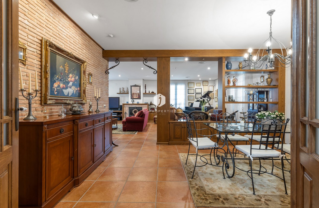 Tweedehands - Villa -
Torrevieja - Costa Blanca