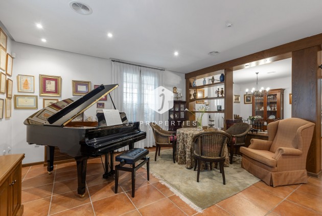 Tweedehands - Villa -
Torrevieja - Costa Blanca