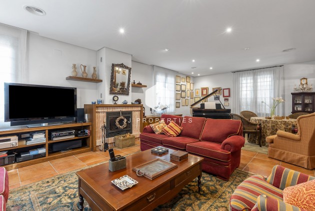 Tweedehands - Villa -
Torrevieja - Costa Blanca