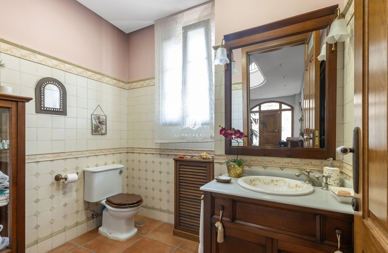 Tweedehands - Villa -
Torrevieja - Costa Blanca