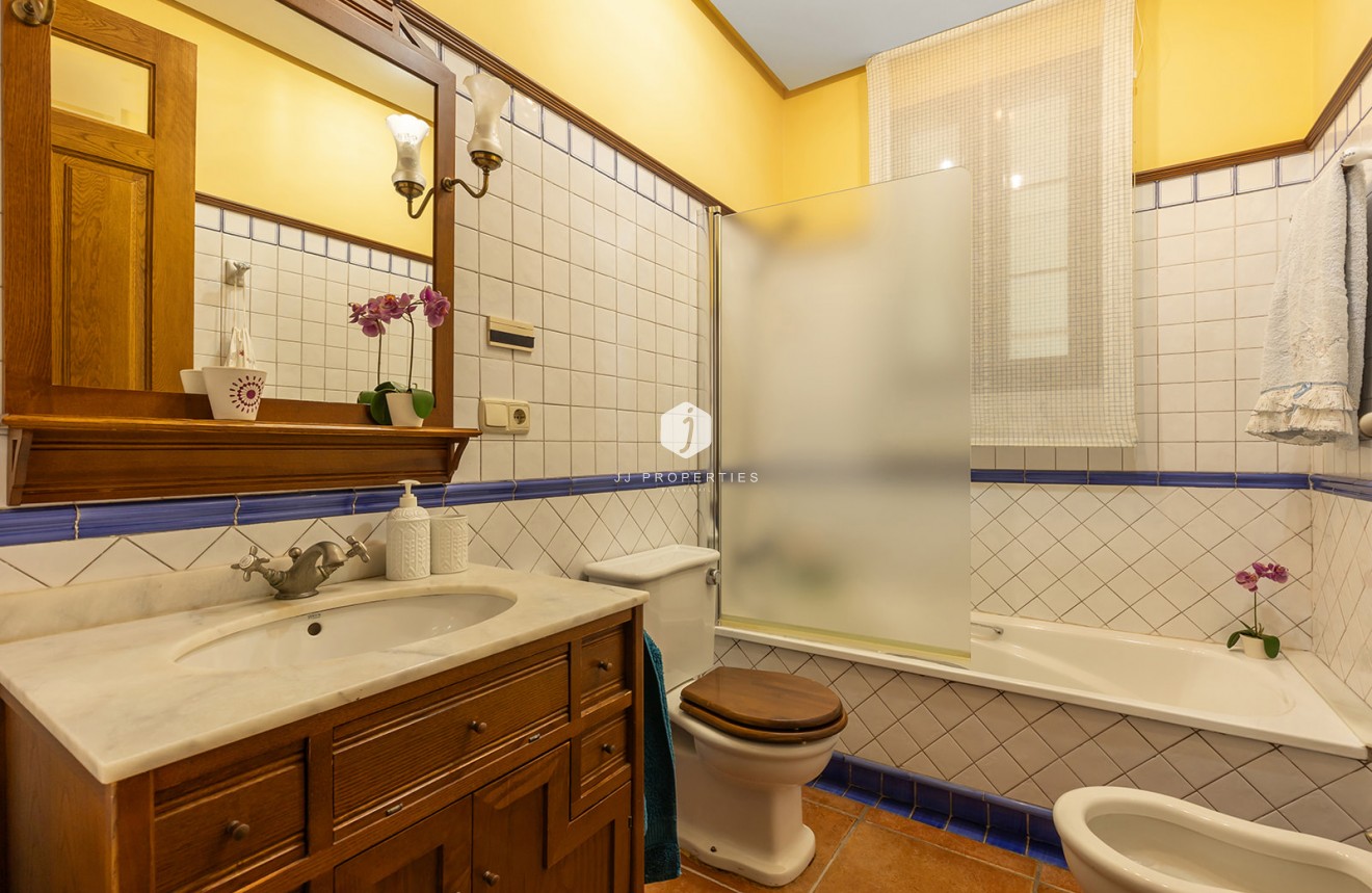 Tweedehands - Villa -
Torrevieja - Costa Blanca