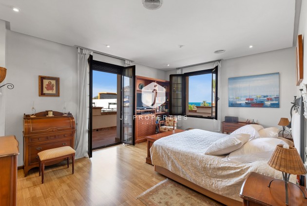 Tweedehands - Villa -
Torrevieja - Costa Blanca