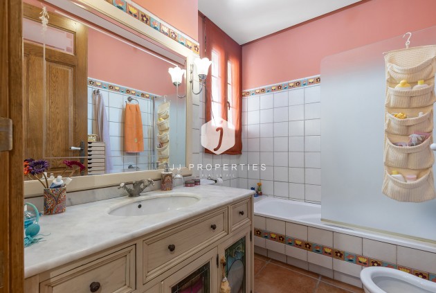 Tweedehands - Villa -
Torrevieja - Costa Blanca