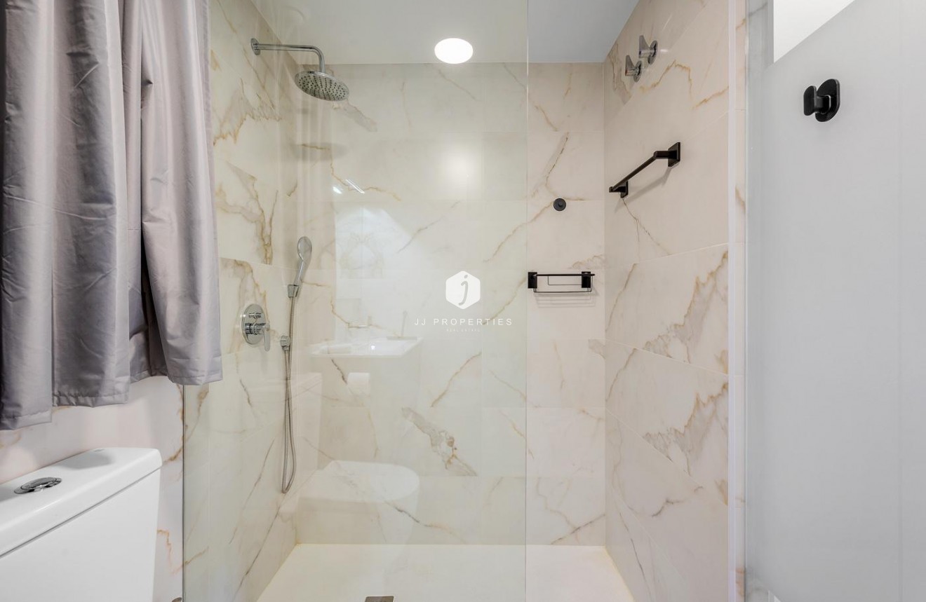 Tweedehands - Appartement / flat -
Orihuela Costa - Costa Blanca