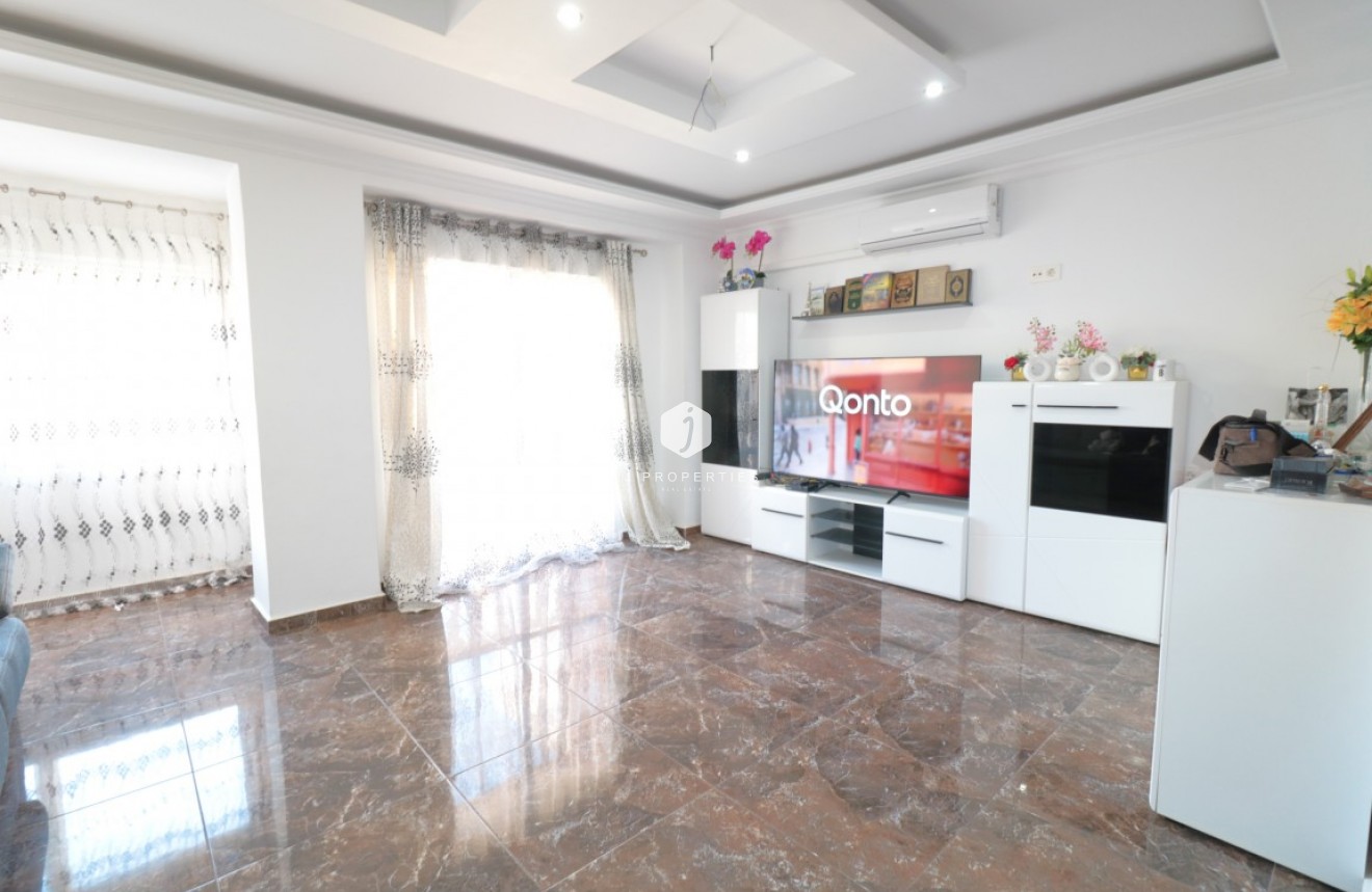 Tweedehands - Appartement / flat -
Torrevieja - Costa Blanca