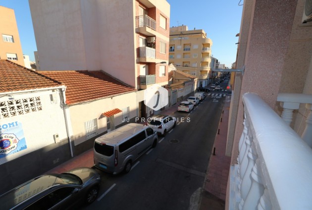 Tweedehands - Appartement / flat -
Torrevieja - Costa Blanca