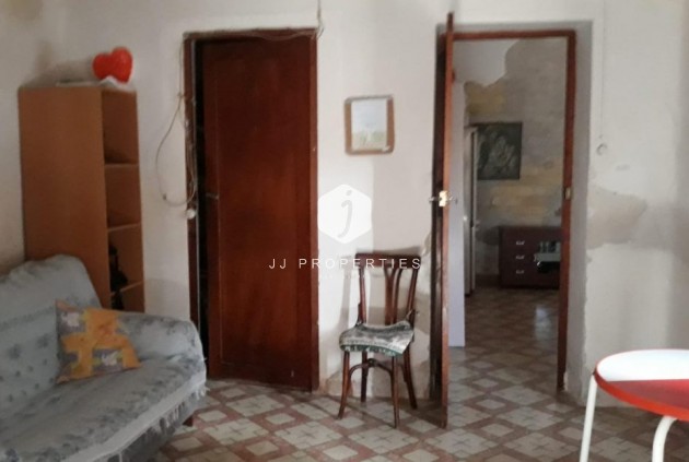 Tweedehands - Landelijk eigendom -
Daya Nueva - Costa Blanca