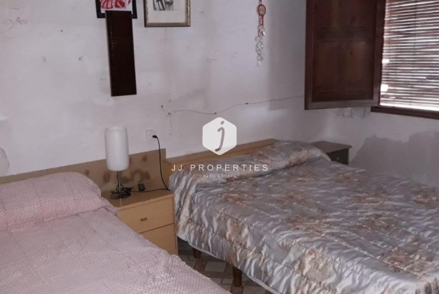 Tweedehands - Landelijk eigendom -
Daya Nueva - Costa Blanca