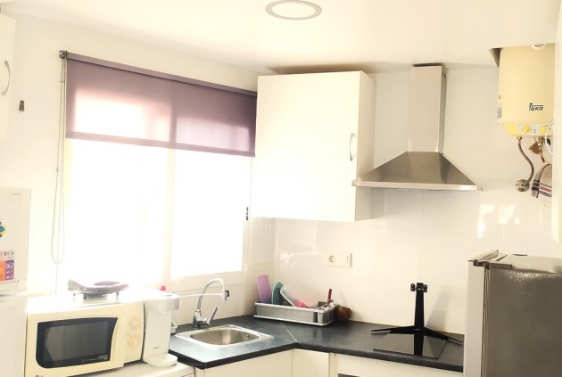 Aus zweiter Hand - Wohnung -
Torrevieja - LOS NAUFRAGOS PLAYA