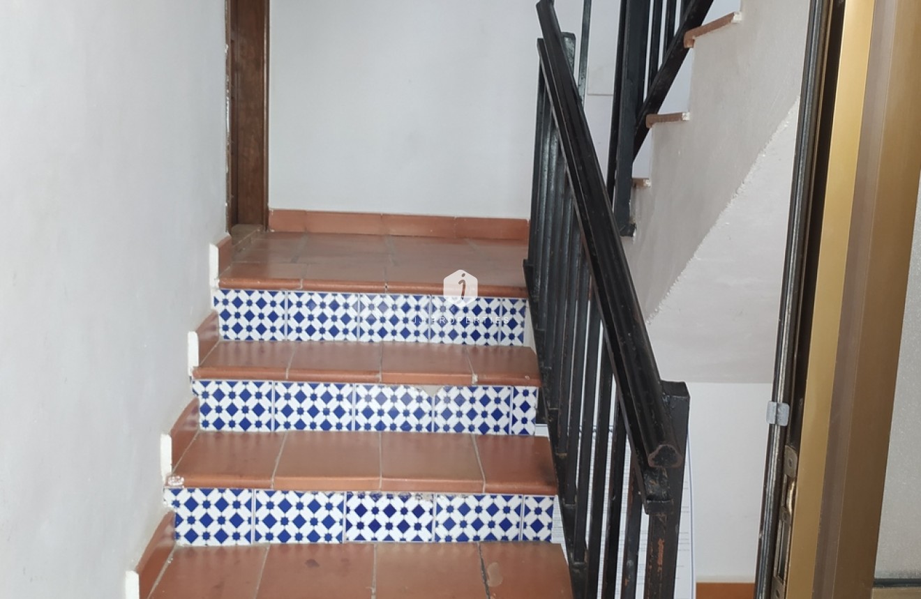 Aus zweiter Hand - Wohnung -
Torrevieja - LOS NAUFRAGOS PLAYA