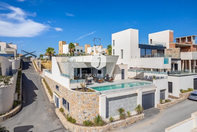 Tweedehands - Villa -
Ciudad Quesada - Costa Blanca
