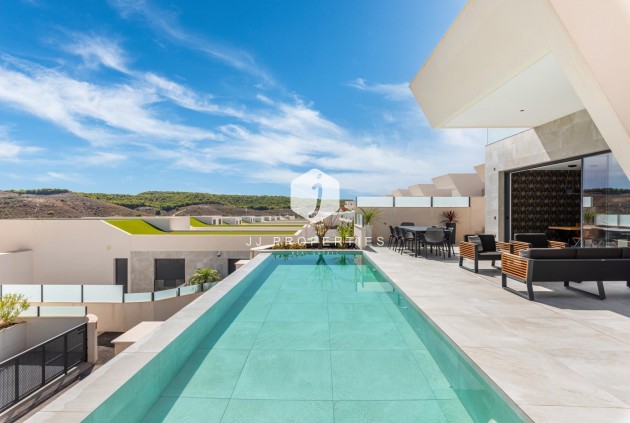 Tweedehands - Villa -
Ciudad Quesada - Costa Blanca