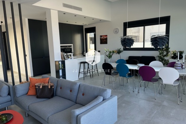 Tweedehands - Villa -
Ciudad Quesada - Costa Blanca