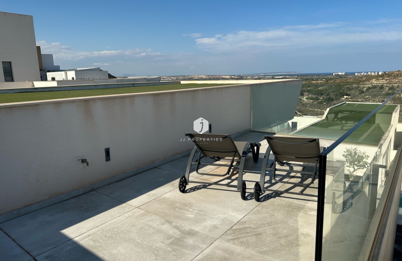 Tweedehands - Villa -
Ciudad Quesada - Costa Blanca