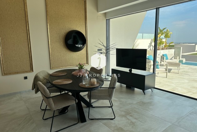 Tweedehands - Villa -
Ciudad Quesada - Costa Blanca