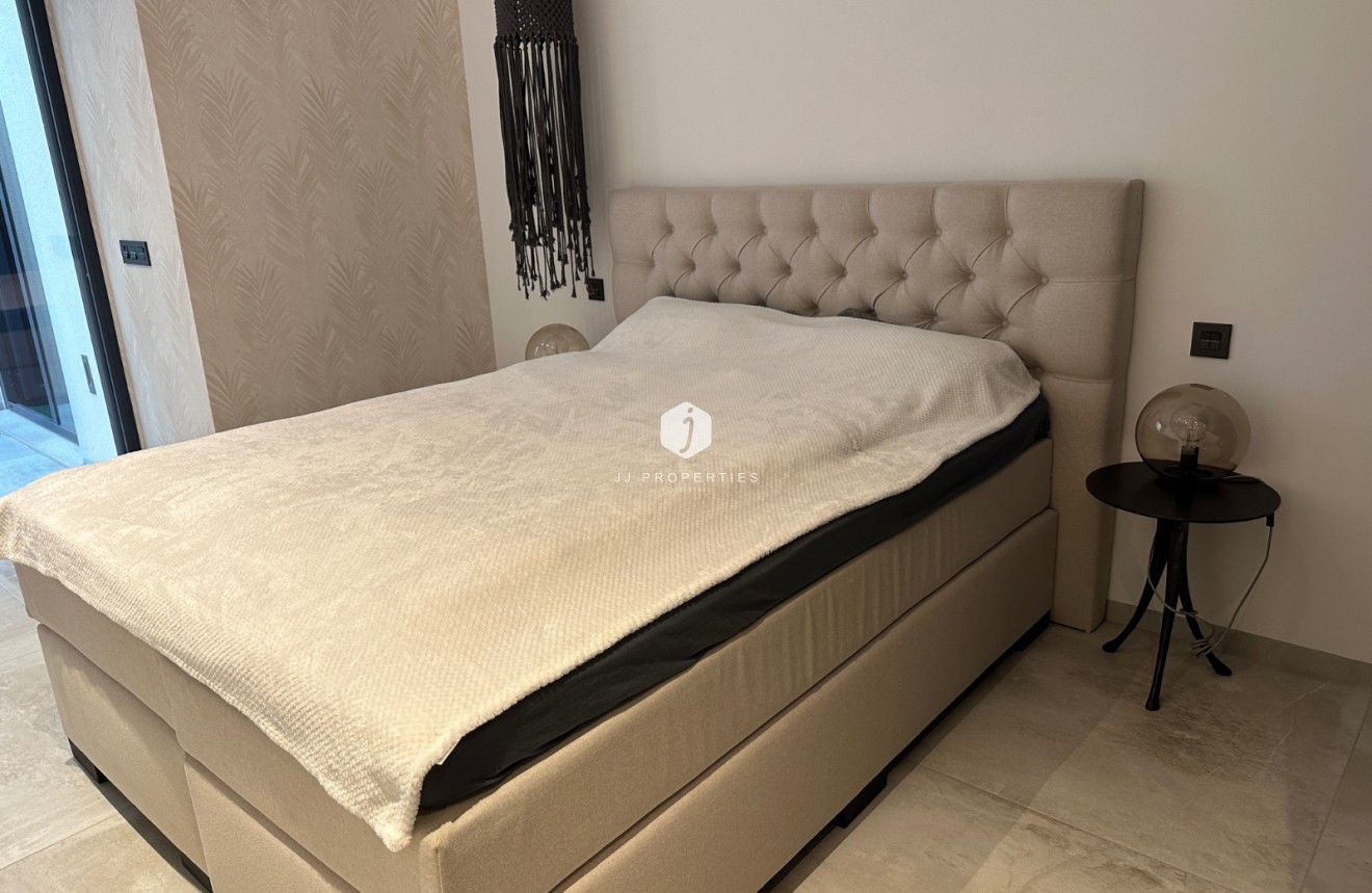 Tweedehands - Villa -
Ciudad Quesada - Costa Blanca