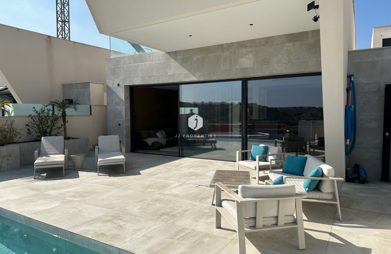 Tweedehands - Villa -
Ciudad Quesada - Costa Blanca