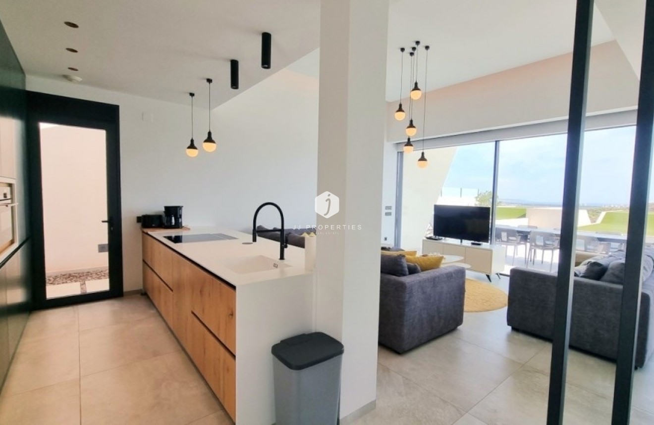 Tweedehands - Villa -
Ciudad Quesada - Costa Blanca