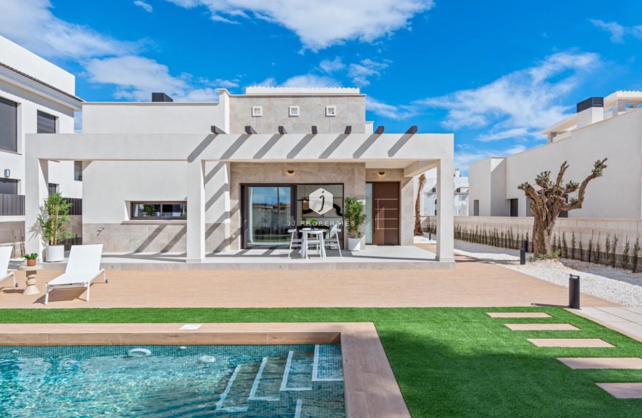 Tweedehands - Villa -
Ciudad Quesada - Costa Blanca