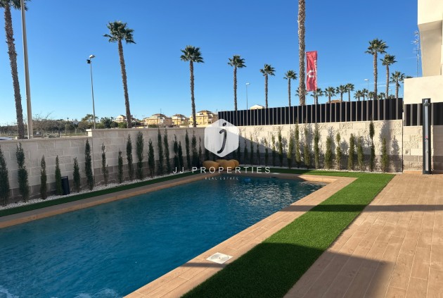 Tweedehands - Villa -
Ciudad Quesada - Costa Blanca