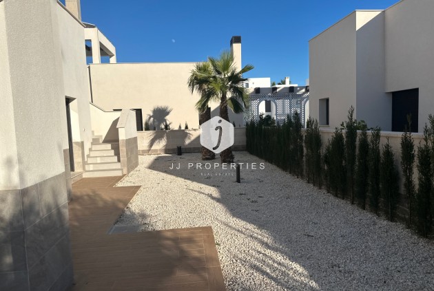 Tweedehands - Villa -
Ciudad Quesada - Costa Blanca