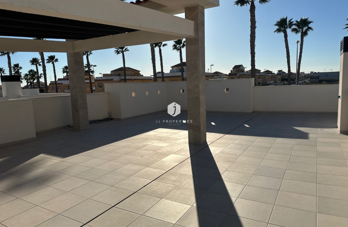 Tweedehands - Villa -
Ciudad Quesada - Costa Blanca