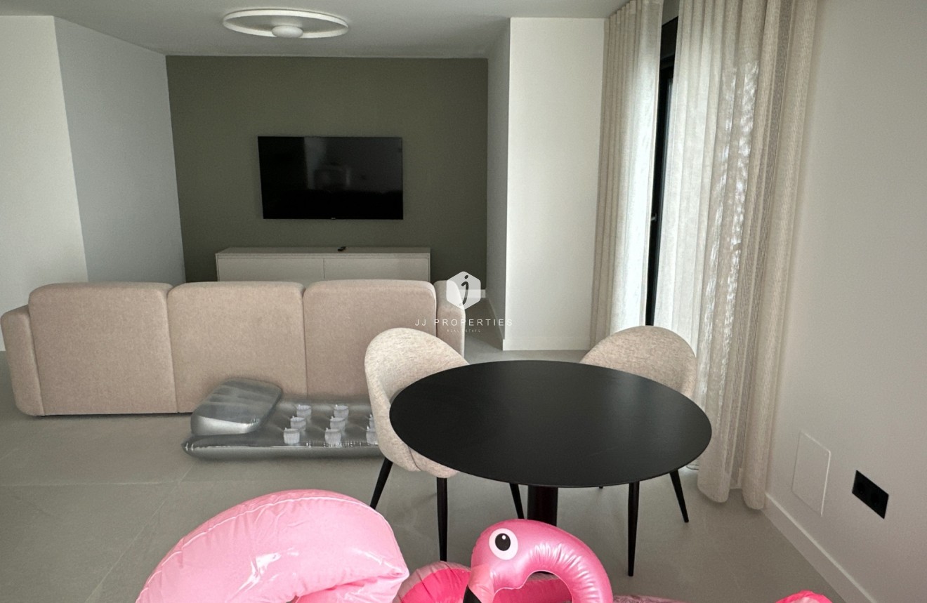 Tweedehands - Villa -
Ciudad Quesada - Costa Blanca