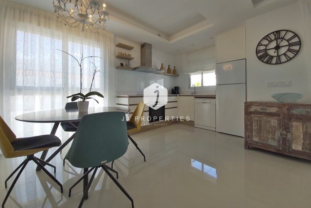 Tweedehands - Penthouse -
Ciudad Quesada - Costa Blanca