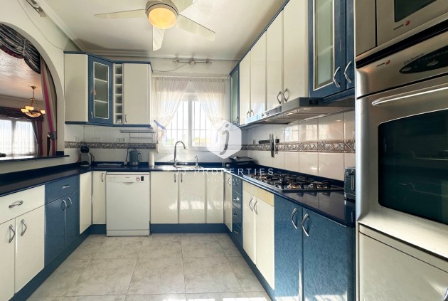 Tweedehands - Villa -
Orihuela Costa - Costa Blanca