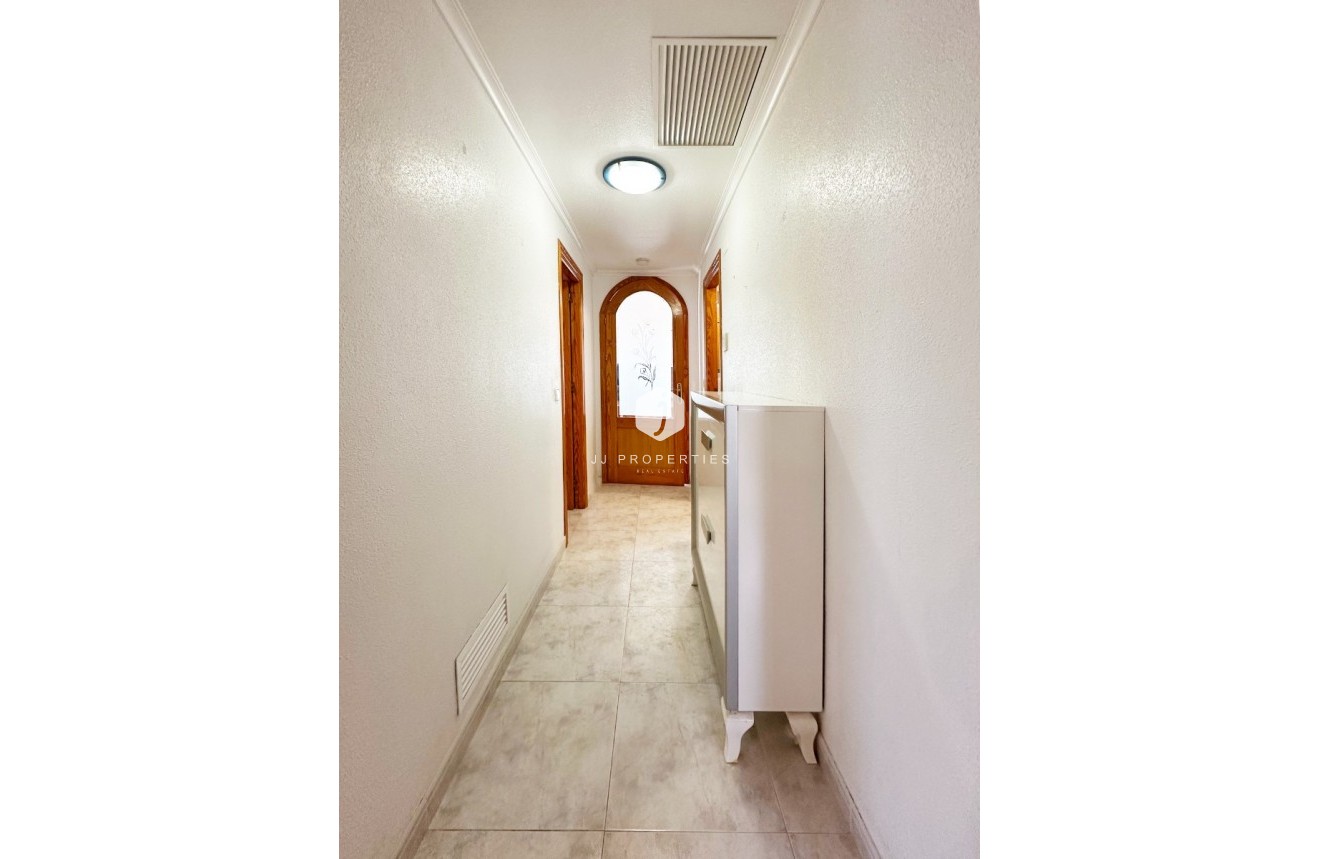 Tweedehands - Villa -
Orihuela Costa - Costa Blanca