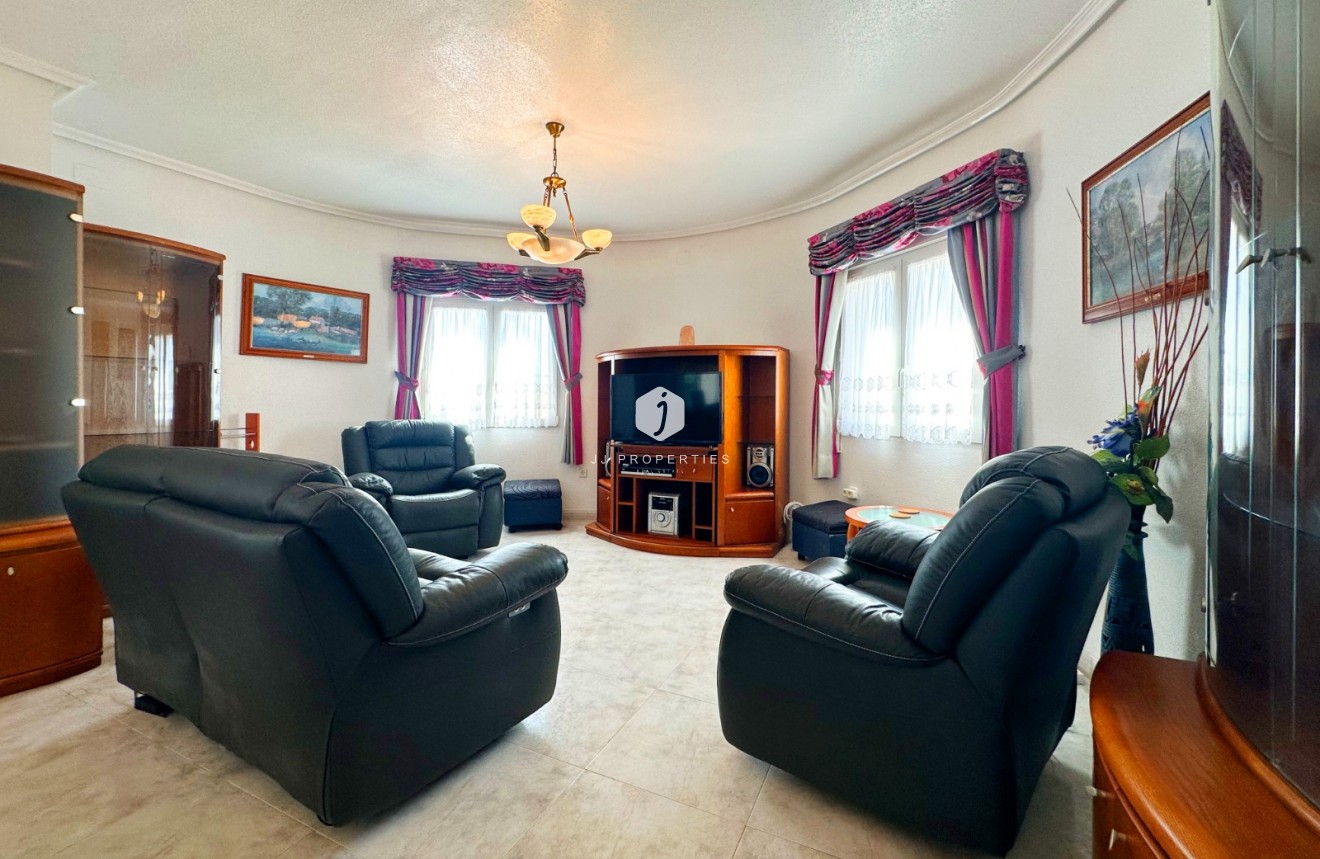 Tweedehands - Villa -
Orihuela Costa - Costa Blanca