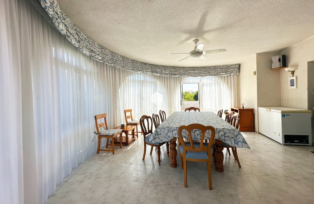 Tweedehands - Villa -
Orihuela Costa - Costa Blanca