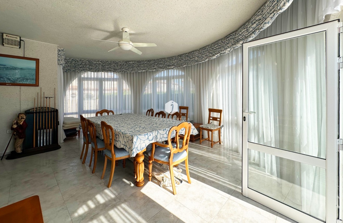 Tweedehands - Villa -
Orihuela Costa - Costa Blanca