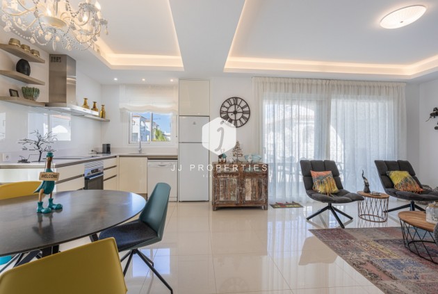 Tweedehands - Penthouse -
Ciudad Quesada - Costa Blanca