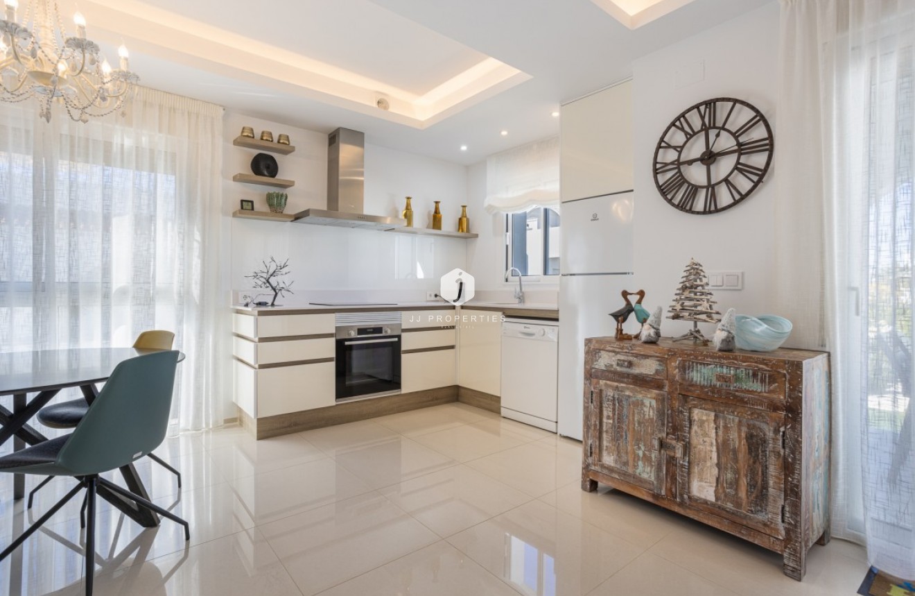 Tweedehands - Penthouse -
Ciudad Quesada - Costa Blanca