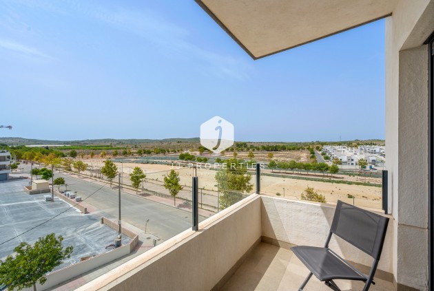 Tweedehands - Appartement / flat -
San Miguel de Salinas - Inland