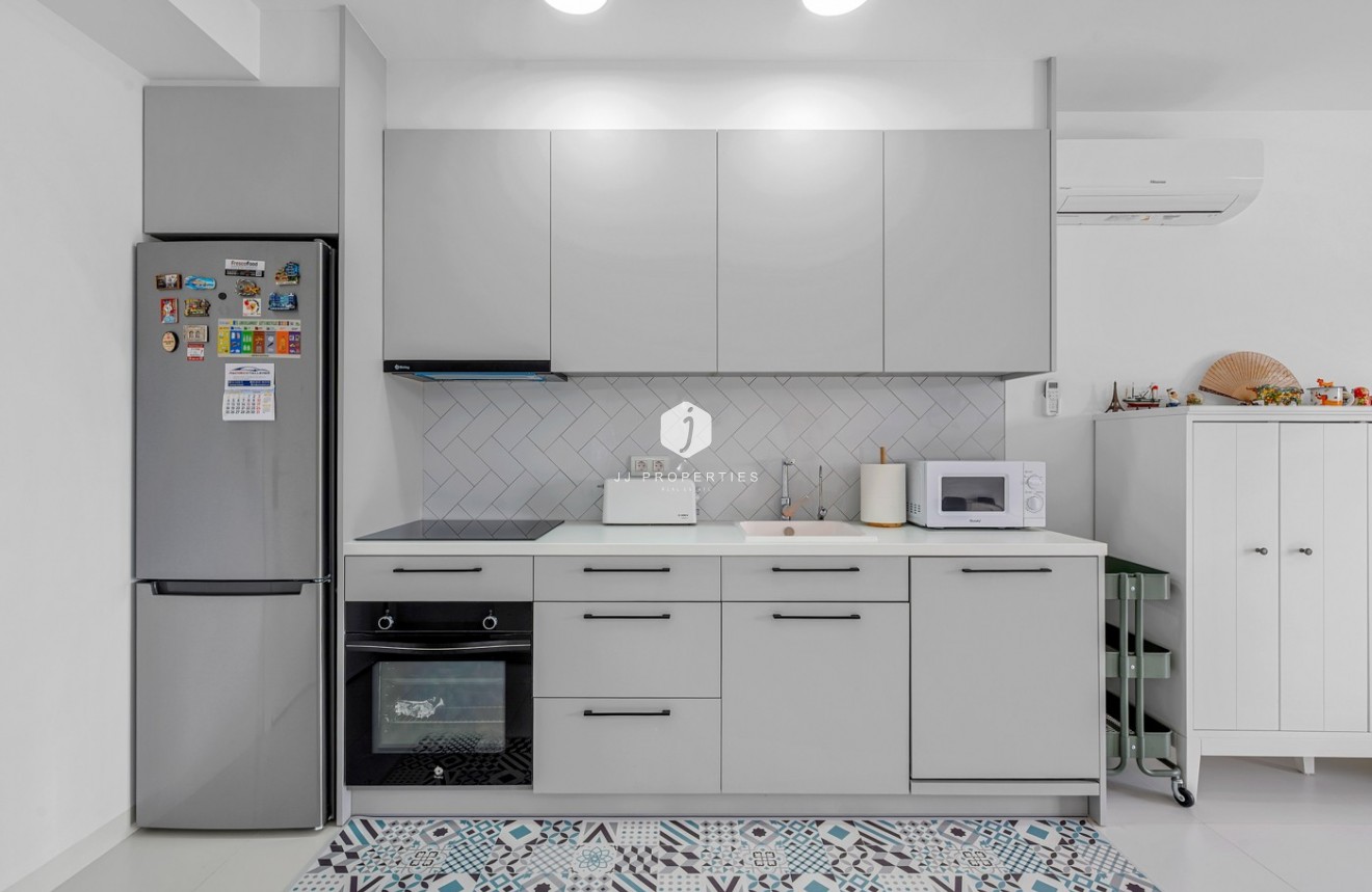 Tweedehands - Appartement / flat -
San Miguel de Salinas - Inland