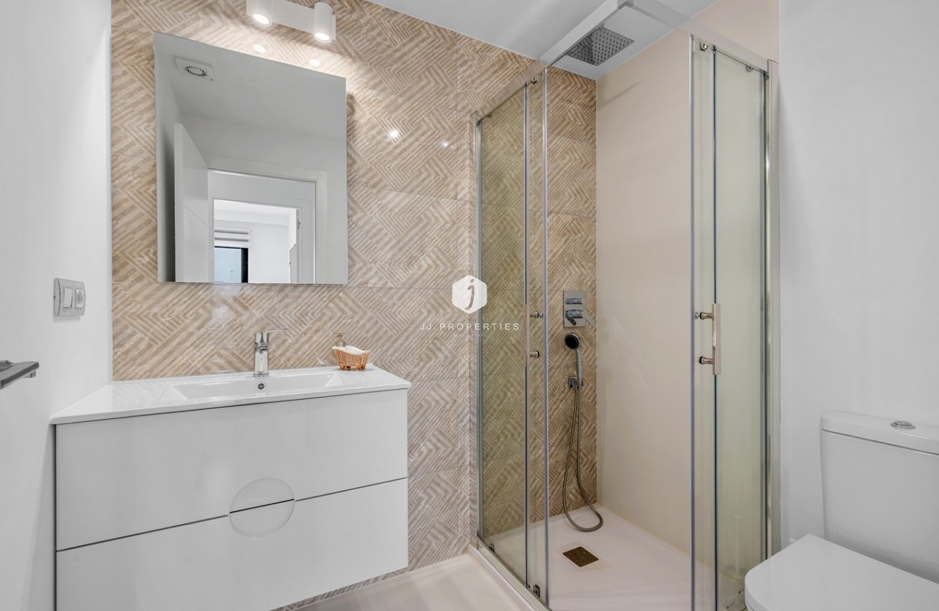 Tweedehands - Appartement / flat -
San Miguel de Salinas - Inland