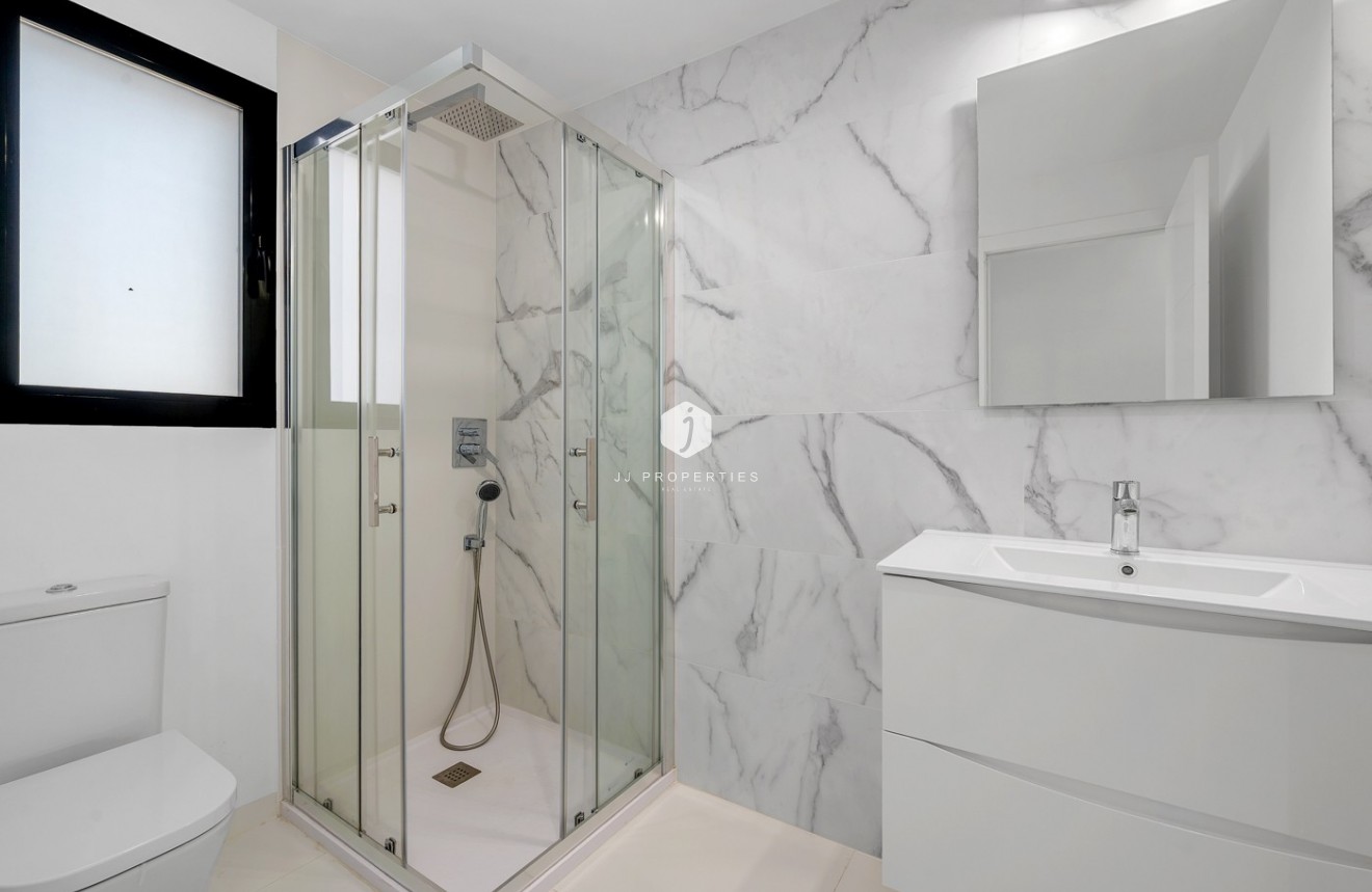 Tweedehands - Appartement / flat -
San Miguel de Salinas - Inland