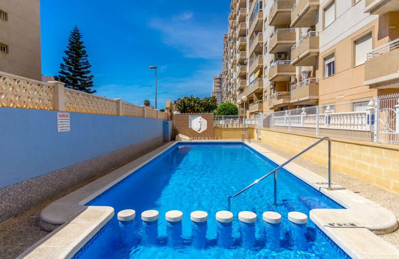 Tweedehands - Appartement / flat -
Torrevieja - Costa Blanca