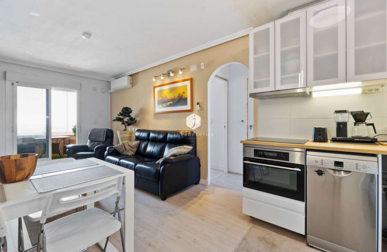 Tweedehands - Appartement / flat -
Torrevieja - Costa Blanca