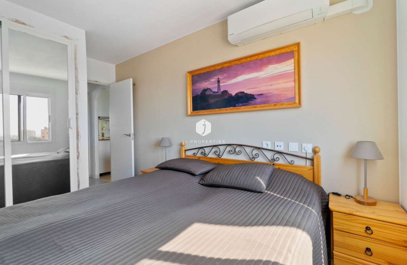 Tweedehands - Appartement / flat -
Torrevieja - Costa Blanca