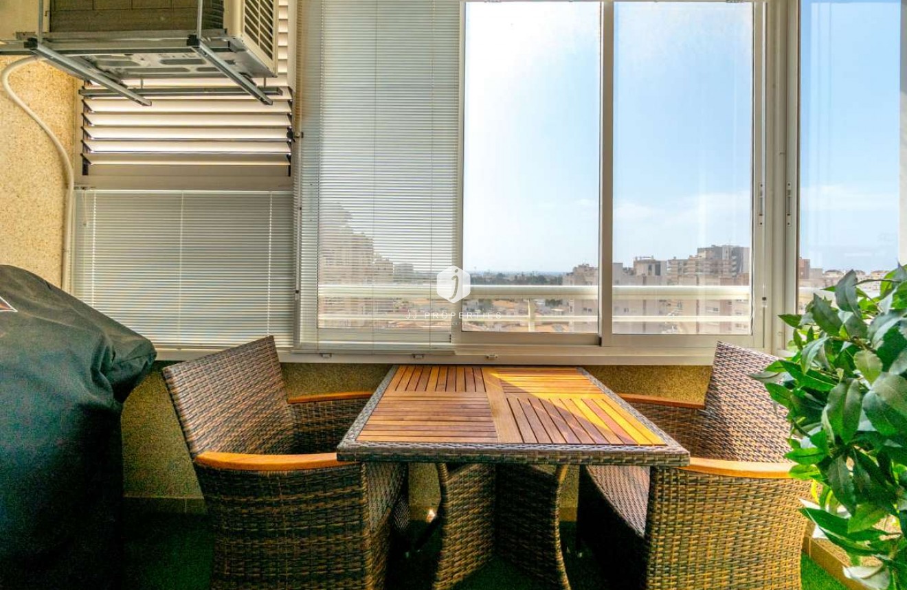 Tweedehands - Appartement / flat -
Torrevieja - Costa Blanca