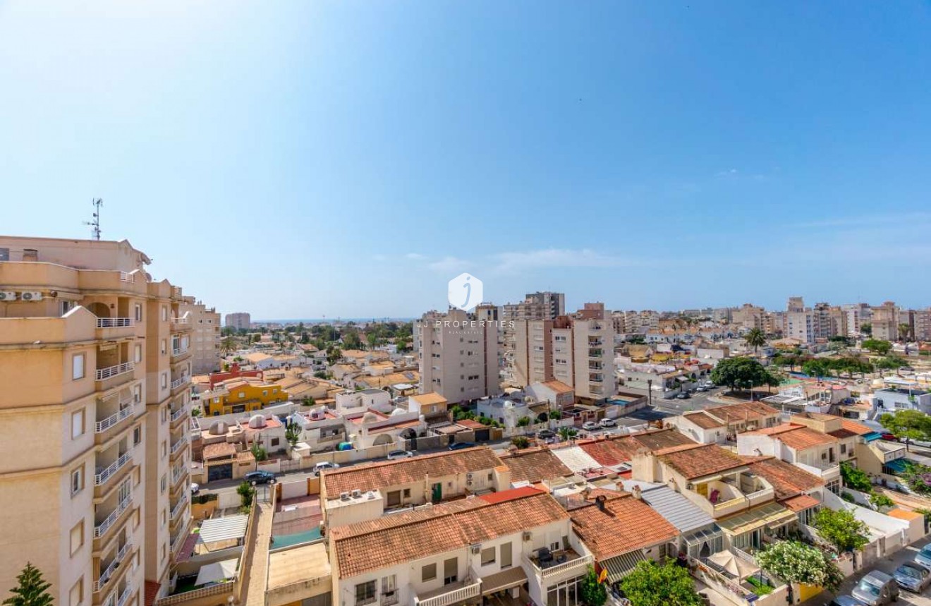 Tweedehands - Appartement / flat -
Torrevieja - Costa Blanca