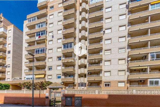 Tweedehands - Appartement / flat -
Torrevieja - Costa Blanca